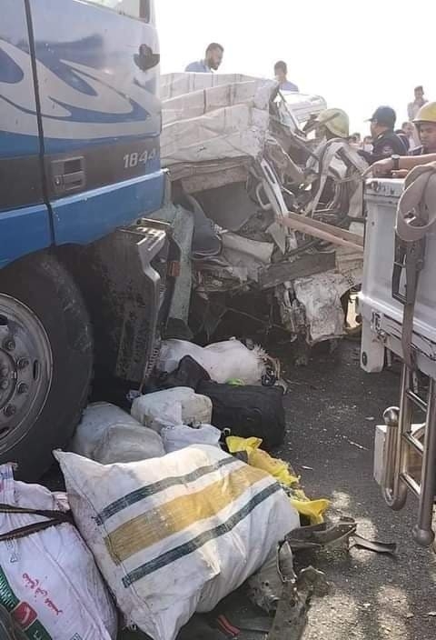 Mısır’da katliam gibi trafik kazası: 19 ölü