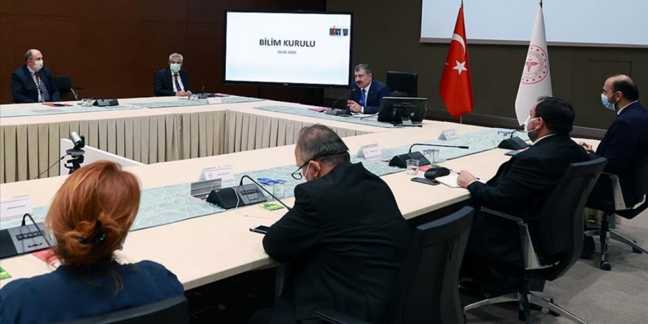 Fahrettin Koca'dan Bilim Kurulu sonrası açıklama