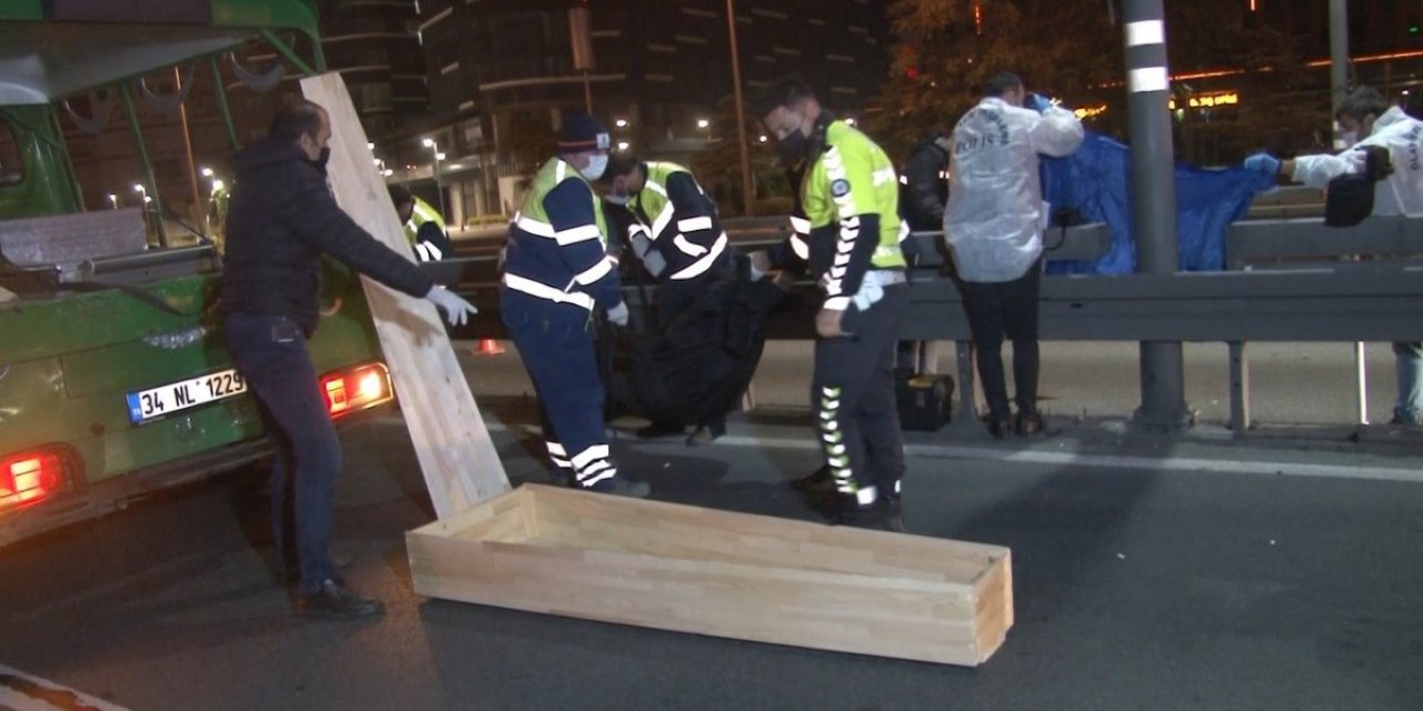 İstanbul'da ticari taksinin çarptığı yaya hayatını kaybetti