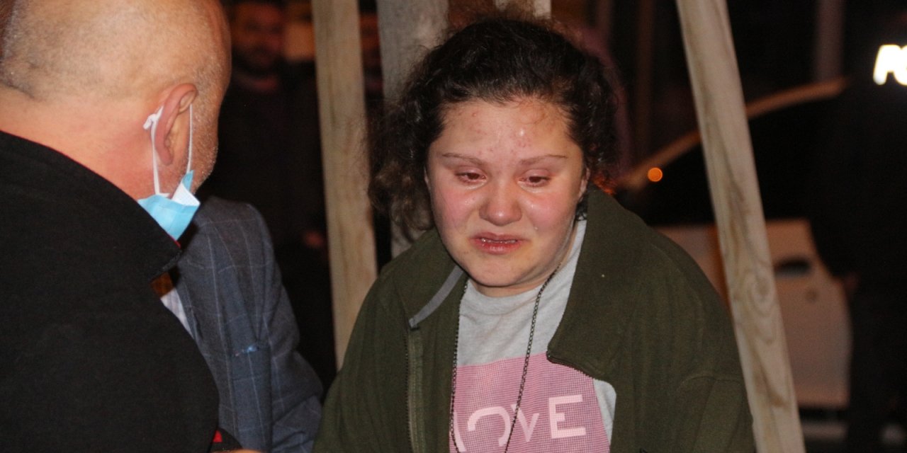 5 katlı bina küle döndü: Yanan evlerini gözyaşları içerisinde izlediler