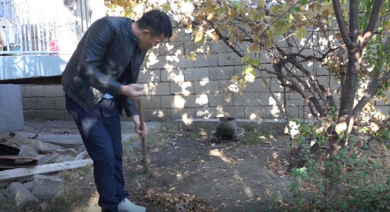 Depremde Ailesini Kaybetti, Yaşam Mücadelesini Kaybetmedi