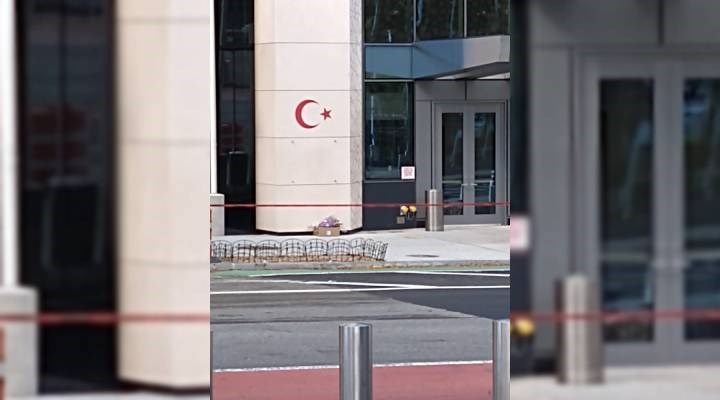 New York'taki Türkevi binası önünde 'şüpheli paket' alarmı