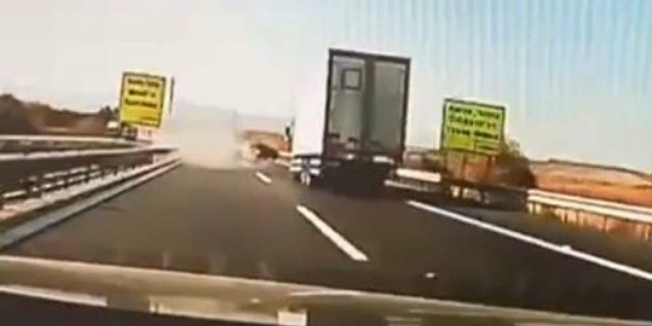 Trafikte korkunç yarış kazayla bitti