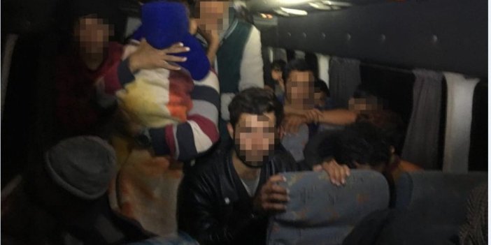 TEM’de durdurulan minibüsten 40 düzensiz göçmen çıktı
