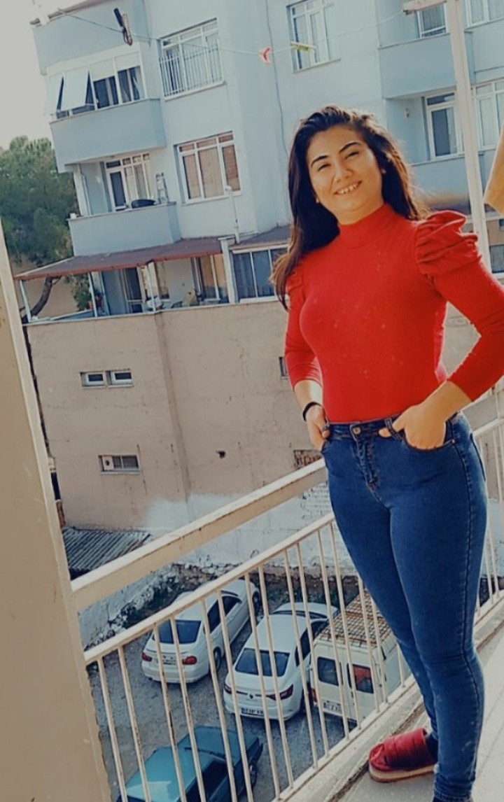 Çaresiz anne hasta yatağında kayıp kızını arıyor