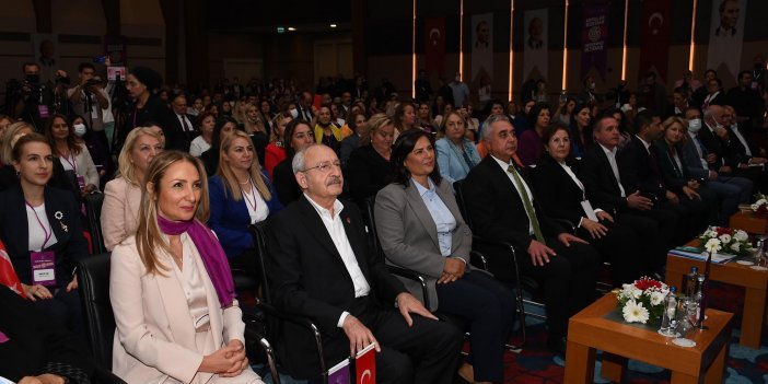 CHP'li Kadınların İktidar Yürüyüşü Kuşadası'ndan Başladı