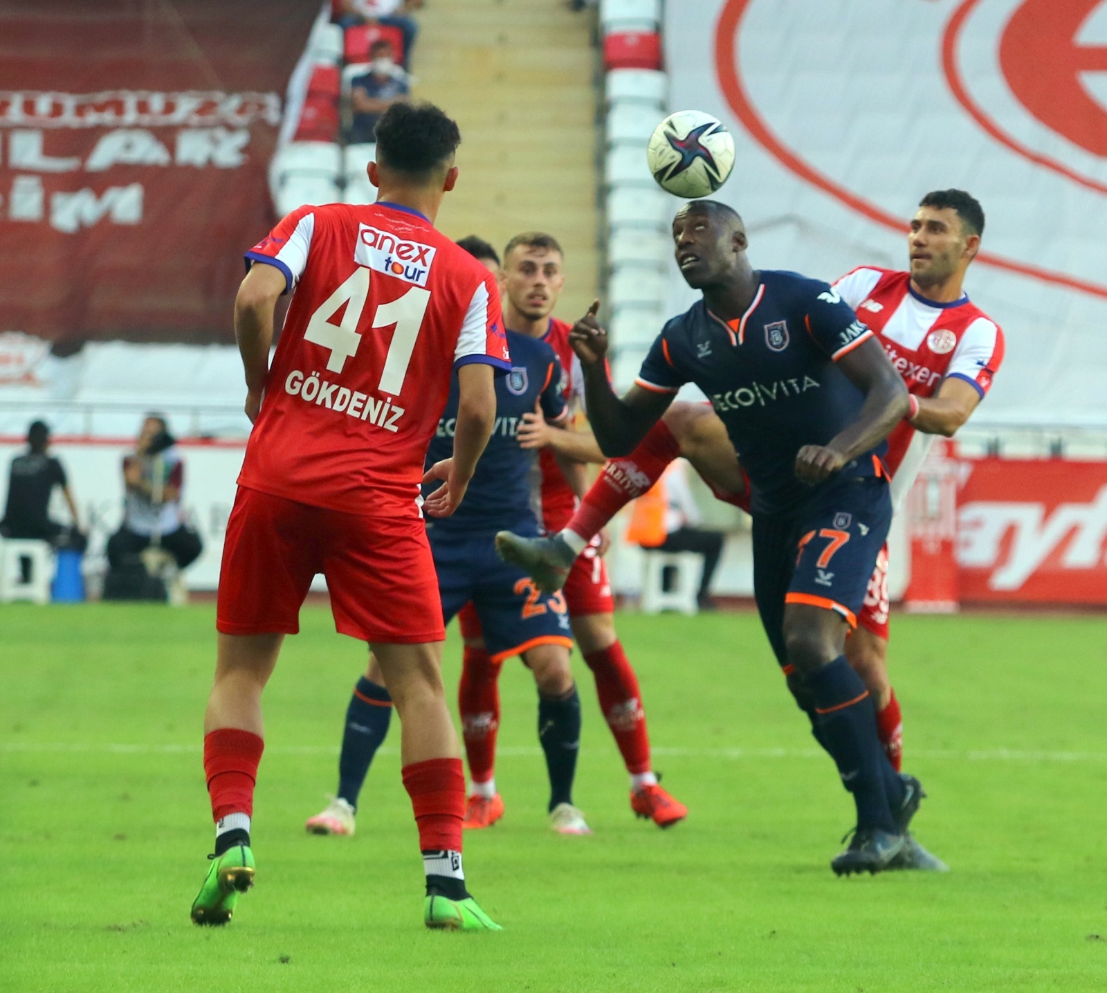 Süper Lig: FT Antalyaspor: 1 - Başakşehir: 2 (Maç sonucu)