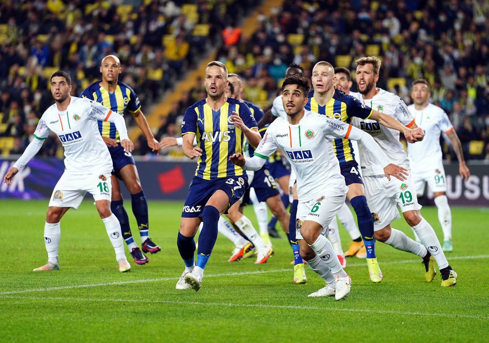 Süper Lig: Fenerbahçe: 0 - Alanyaspor: 0 (ilk Yarı)