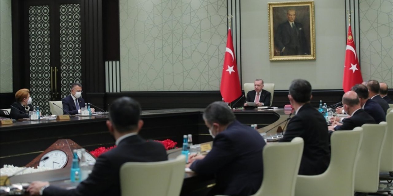 Kabinenin ana gündeminde 10 büyükelçi var