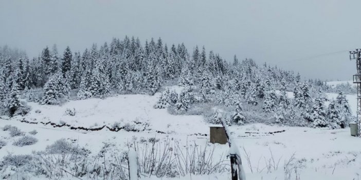 Rize’de yaylalar beyaza büründü