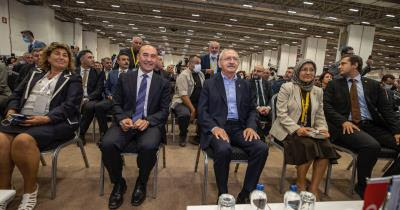 CHP Lideri İzmir'de "Türkiye Muhtarları Buluşması"nda konuştu: "Oyunuza değil sorunlarınıza talibiz"