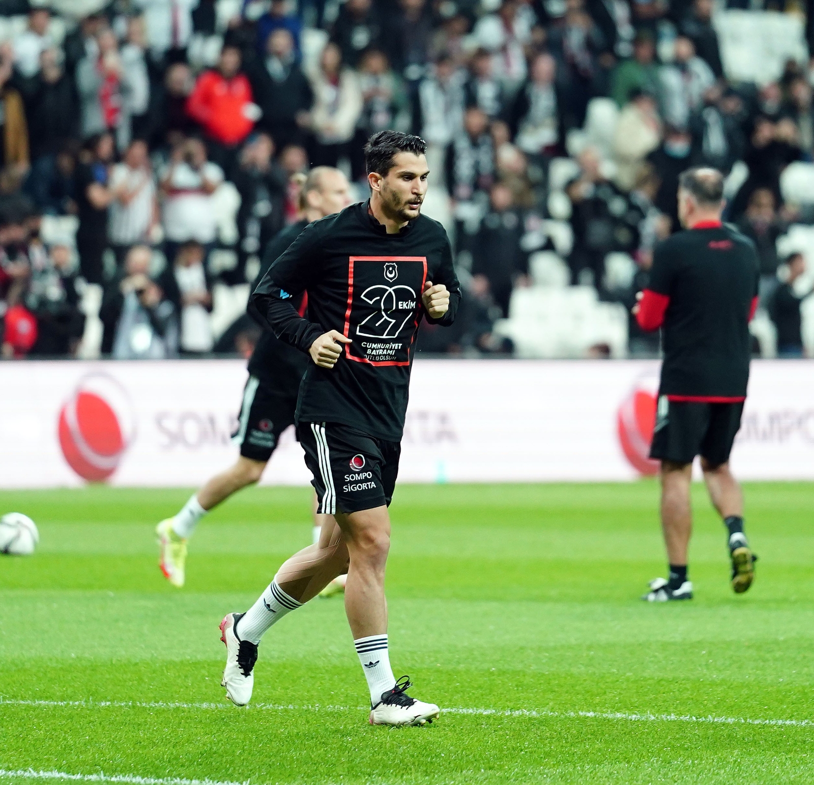 Beşiktaş’tan 29 Ekim mesajı