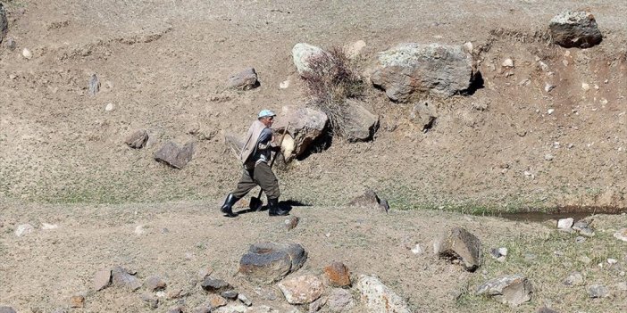 Ömrünün Çeyrek Asrını Yaşadığı İlçenin Son Su Değirmenini Ayakta Tutmaya Adadı