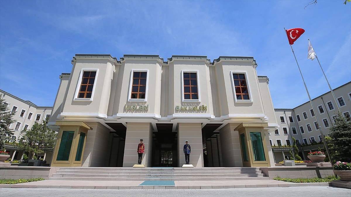 İçişleri Bakanlığı, PKK'nın Kış Üslenmesine Yönelik Tedbirleri İçeren Genelge Yayımladı