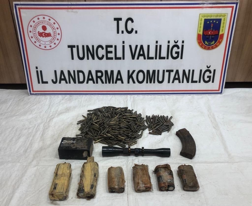 Tunceli’de çok sayıda mühimmat ve yaşam malzemesi ele geçirildi