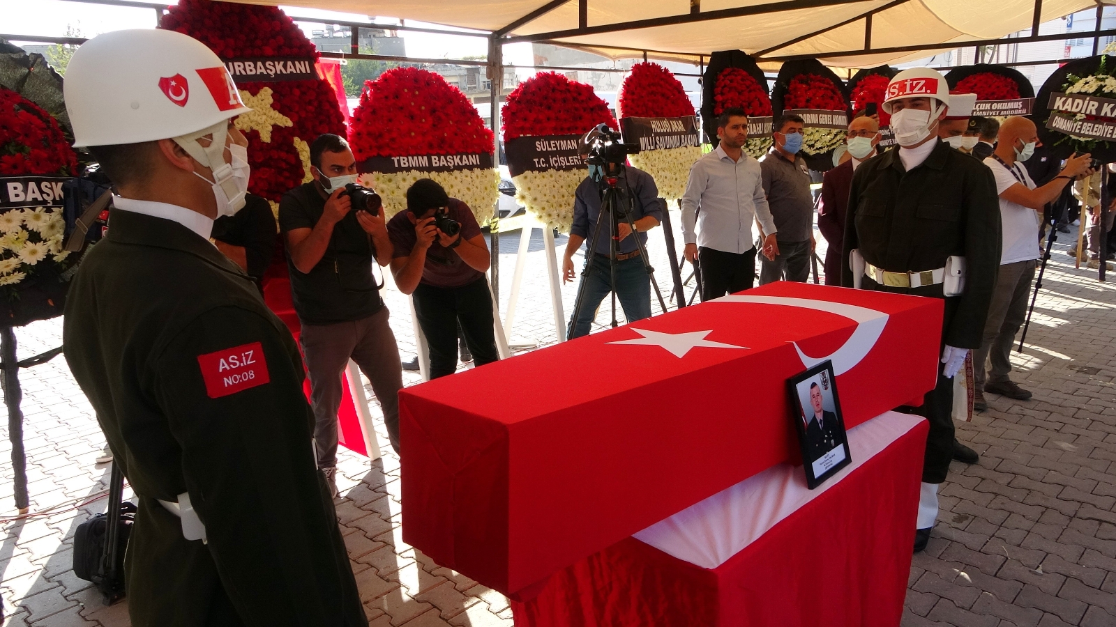 Pençe-Yıldırım şehidi Yunus Emre Yalman, son yolculuğuna uğurlanıyor