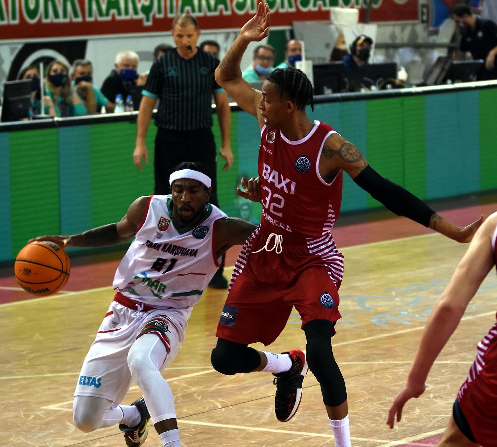 FIBA Şampiyonlar Ligi: Pınar Karşıyaka: 67 - Baxi Manresa: 72