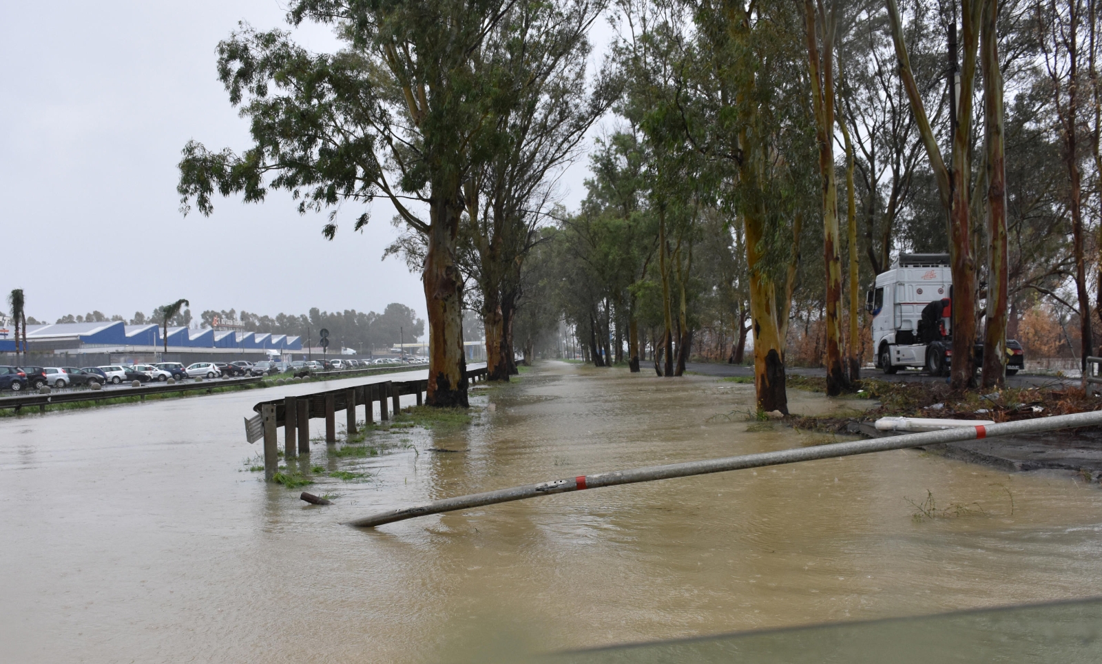 İtalya’daki sel felaketi: 2 ölü