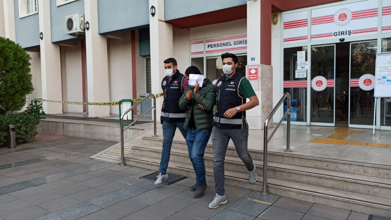 Koyun hırsızı, çaldığı motosikleti satmaya çalışırken yakalandı