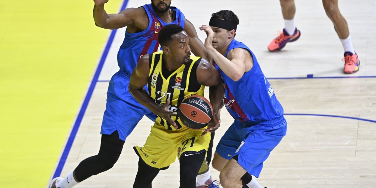 THY EuroLeague: Fenerbahçe: 74 - Barcelona: 76