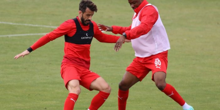 Sivasspor, Altay maçına yoğun tempoda hazırlanıyor