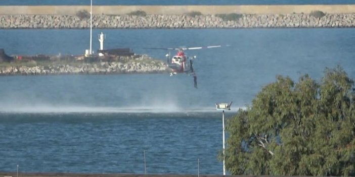 Sahil güvenlik helikopterinden nefes kesen eğitim