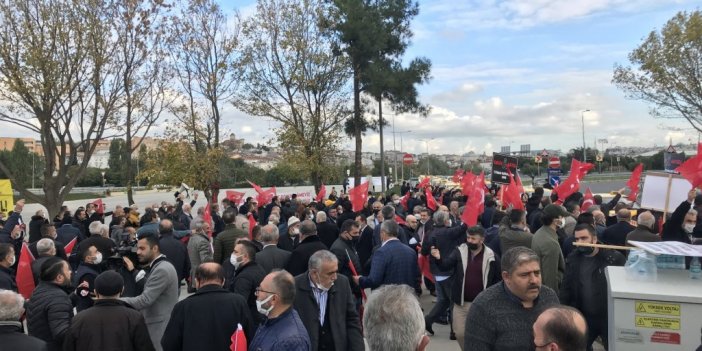 İstanbul’da taksiciler UKOME toplantısına akın etti