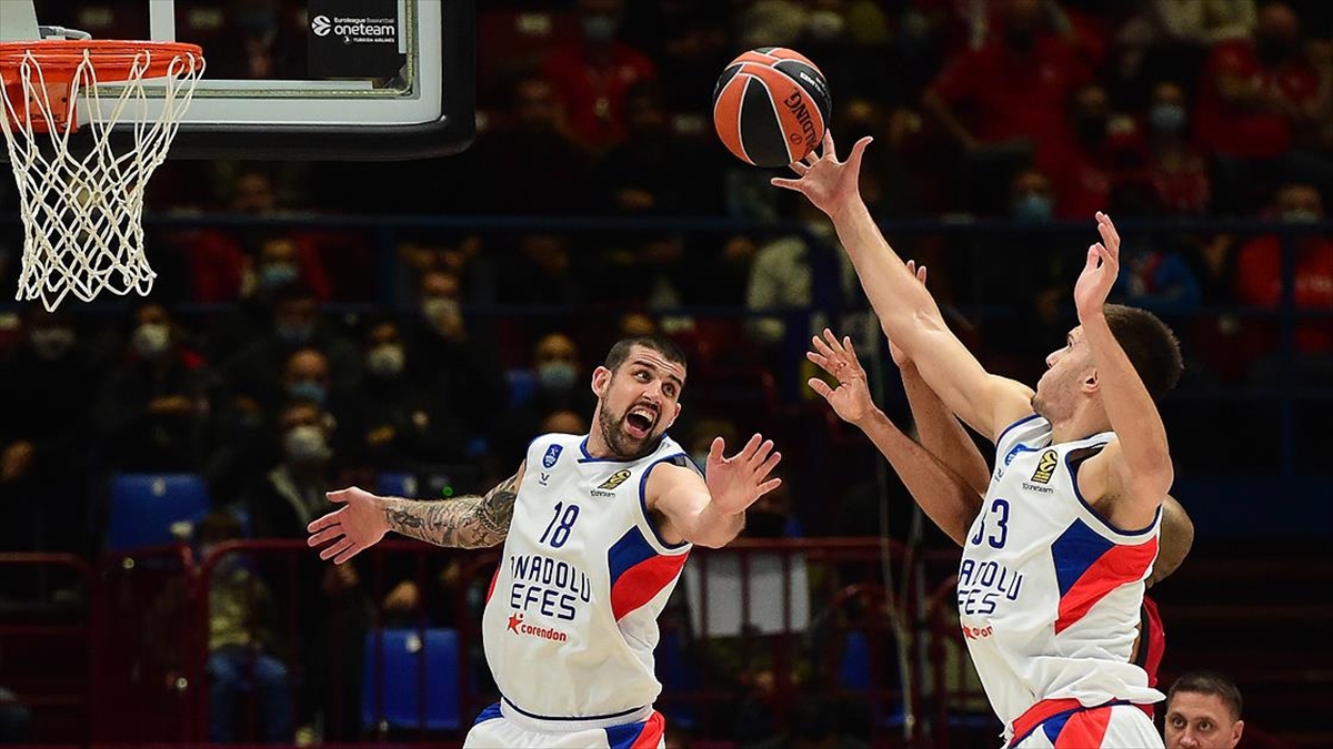 Anadolu Efes Thy Avrupa Ligi'nde Yarın Zalgiris'i Konuk Edecek