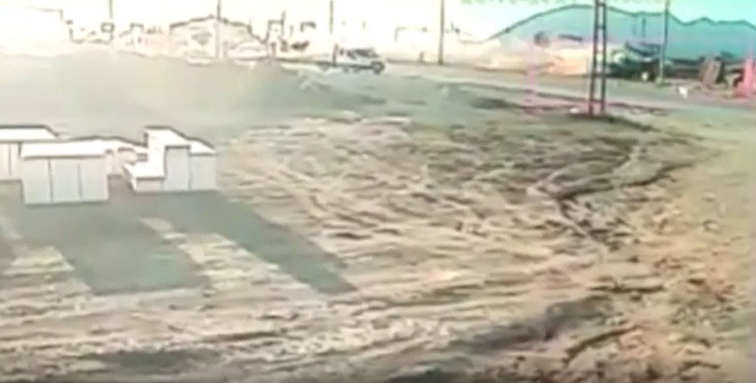 Bitlis’te 2 kişinin hayatını kaybettiği kaza kameralara yansıdı