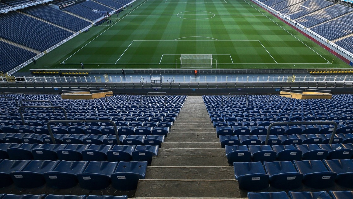 Statlara Tam Kapasiteyle Seyirci Alınacak