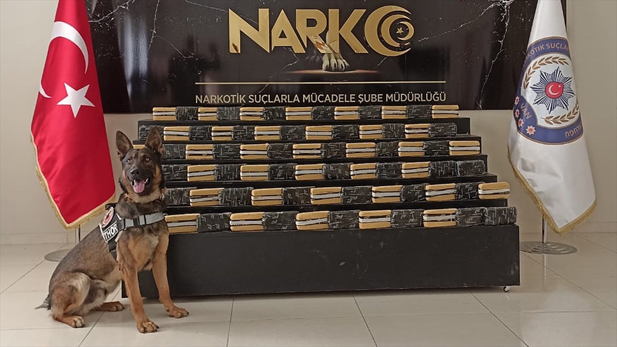 İçişleri Bakanlığı 10 Ayda 16,5 Ton Eroin Ele Geçirildiğini Bildirdi