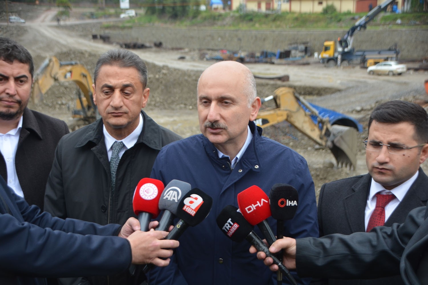 Ulaştırma Bakanı Karaismailoğlu: "Devlet ve millet olarak çok büyük işlerin üstesinden geldik"