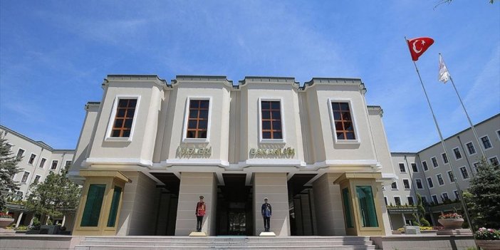 Türkiye 2011'den Beri 8 Bin 585 Yabancı Terörist Savaşçıyı Sınır Dışı Etti