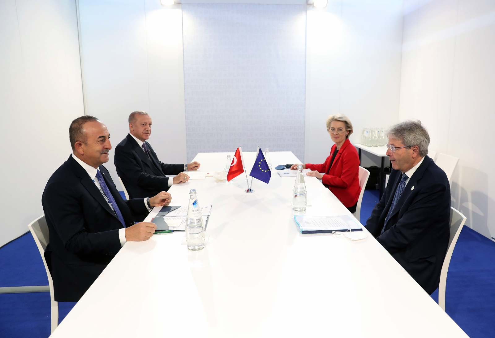 Cumhurbaşkanı Erdoğan, AB Komisyonu Başkanı Leyen’i Kabul Etti