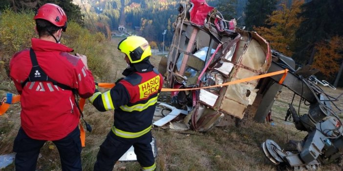 Çekya’da teleferik kabini 30 metreden yere çakıldı: 1 ölü