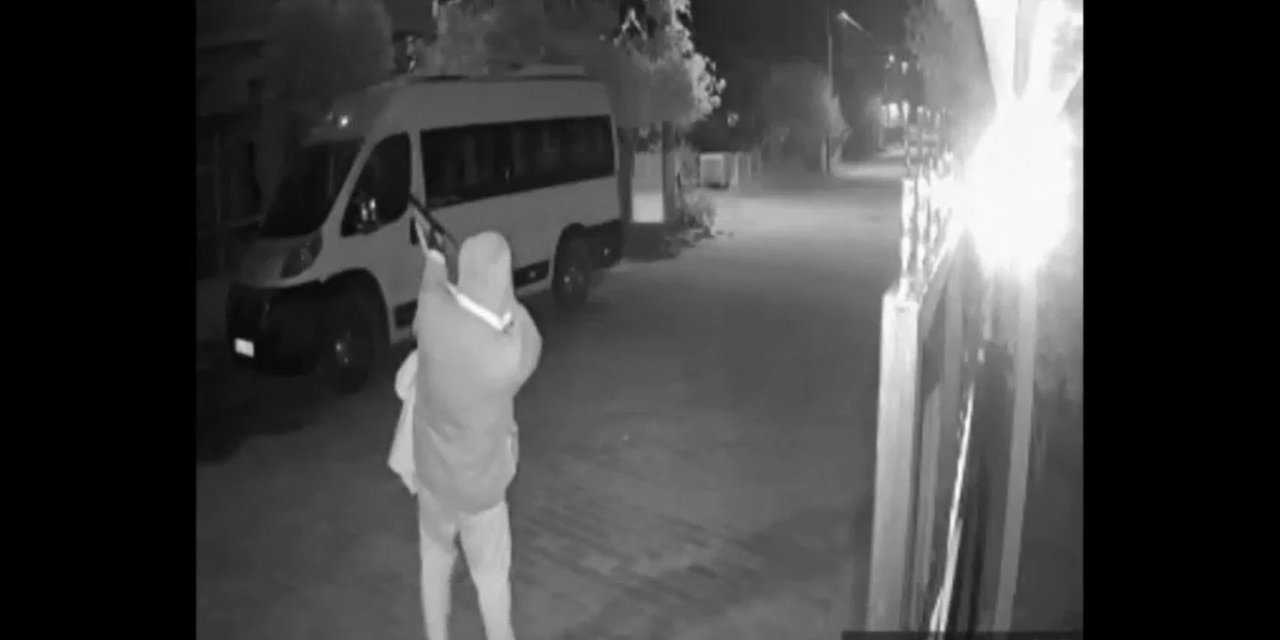 Tekirdağ'da bir ev kurşunlandı