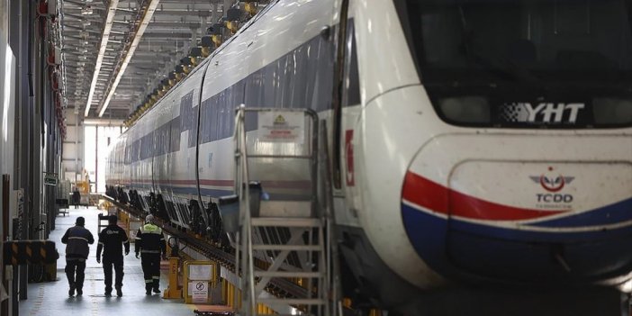 Türkiye'nin İlk, Avrupa'nın Sayılı Tesislerinden 'etimesgut Yht Ana Bakım Atölyesi' Kapılarını Aa'ya Açtı