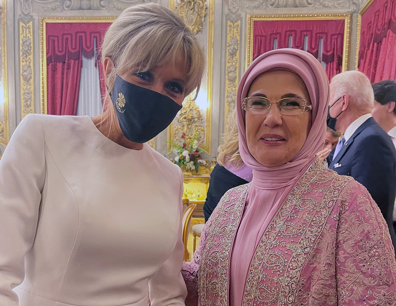 G-20 Liderler Zirvesi’nde Türkiye-Fransa Arasında "First Lady" Diplomasisi