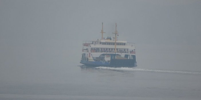 Çanakkale Boğazı’nda seferler yeniden başladı