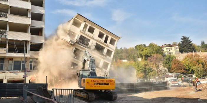 Tarihin önündeki engeller kalkıyor