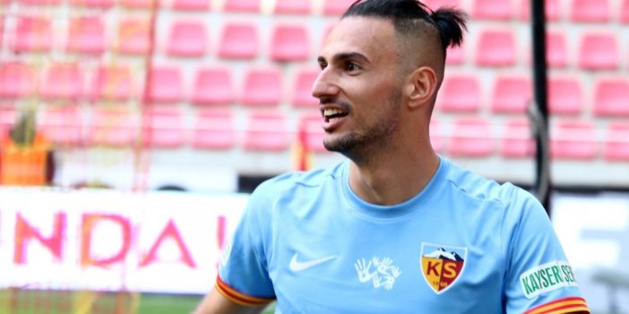 Kayserispor’da Onur Bulut ilk kez kırmızı kart gördü