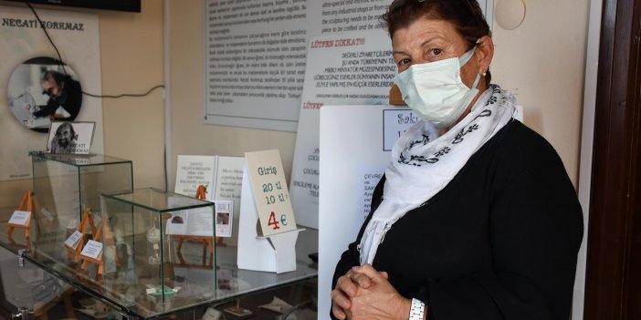 ÇİĞNENMİŞ ATIK SAKIZLAR SANAT ESERİNE DÖNÜŞTÜ