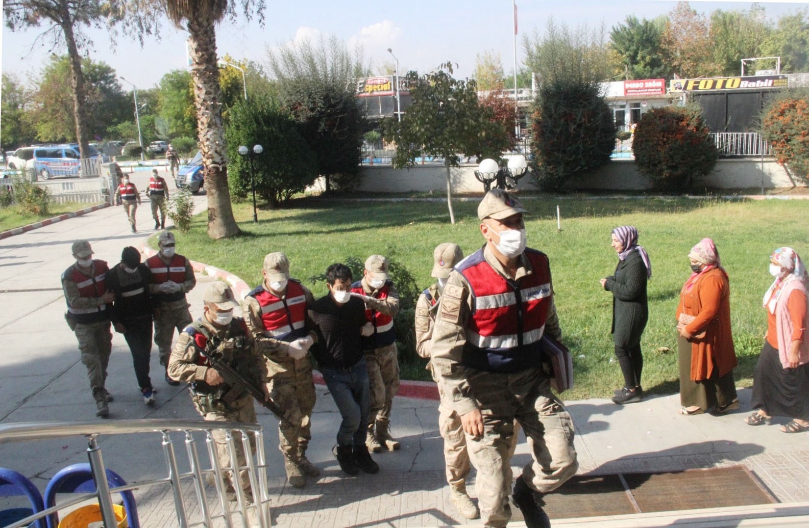 Jandarmayla Çatışmaya Giren Suç Makinesi 15 Kilometrelik Kovalamaca Sonucu Yakalandı