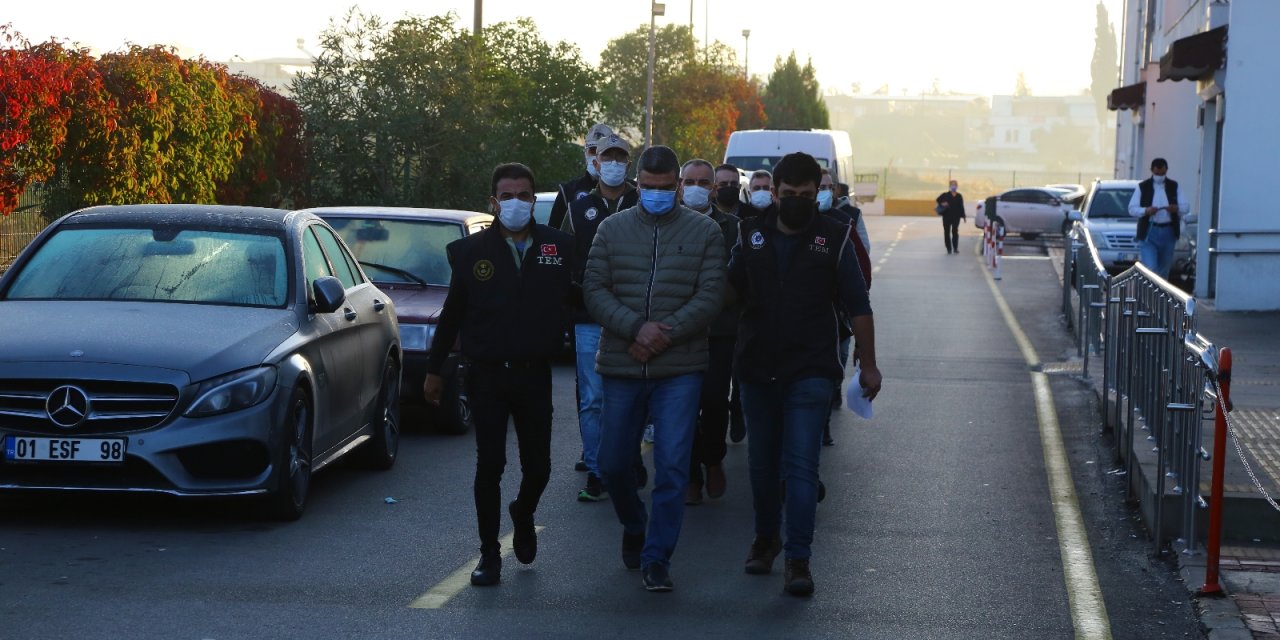 Adana’da FETÖ operasyonu