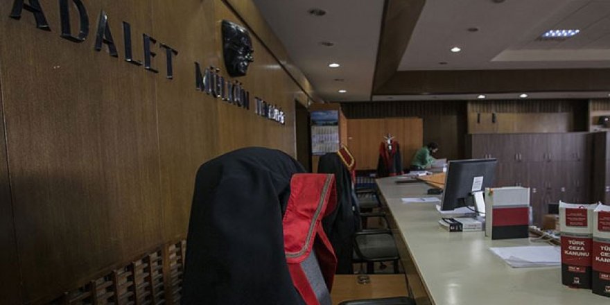 Eski Yargıtay ve YSK üyesi Zengin'e FETÖ'den hapis