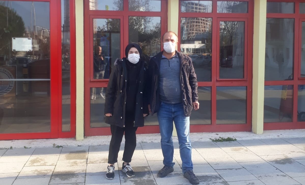 Ağabeyi Ve Kardeşini Kalp Yetmezliğinden Kaybetti, Kendisi De Aynı Hastalıkla Savaşıyor