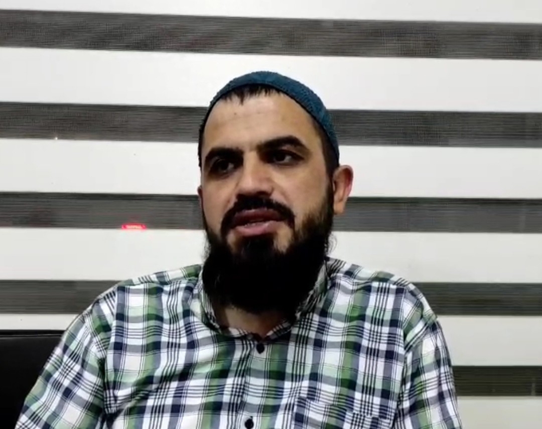 CHP’li meclis üyesinin takkesinden rahatsız olduğu işçi konuştu