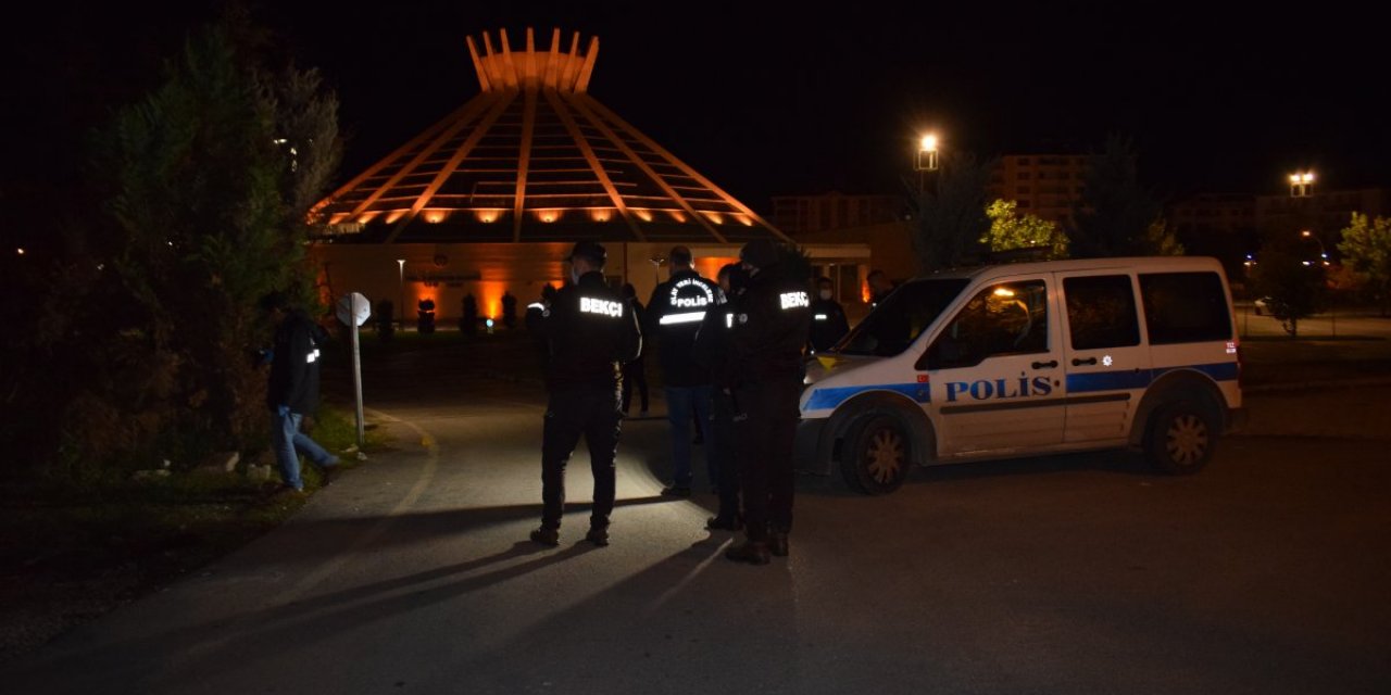 Malatya'da tartıştığı kişiler tarafından silahla vuruldu