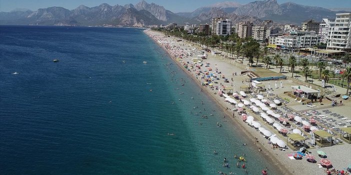 Yılı 9 Milyondan Fazla Turistle Kapatmaya Hazırlanan Antalya, 2022'den Daha Umutlu