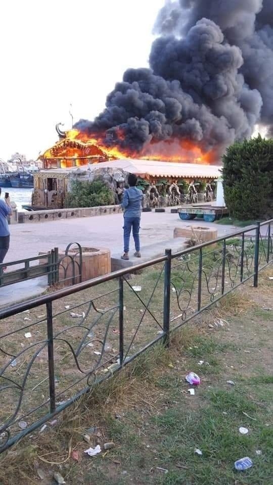 Nil Nehri’nin Gözde Gemisi Alev Alev Yandı